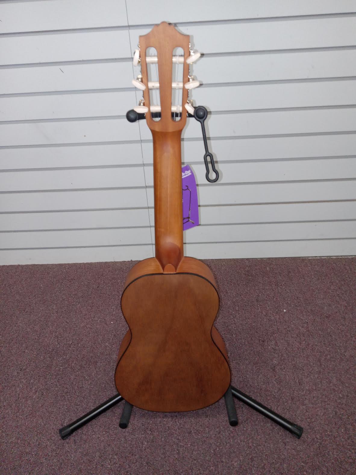 Yamaha GL1 Guitalele