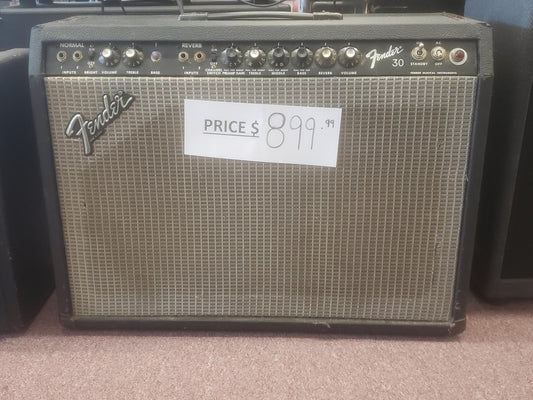 Fender 1980 Model 30 Amplifier