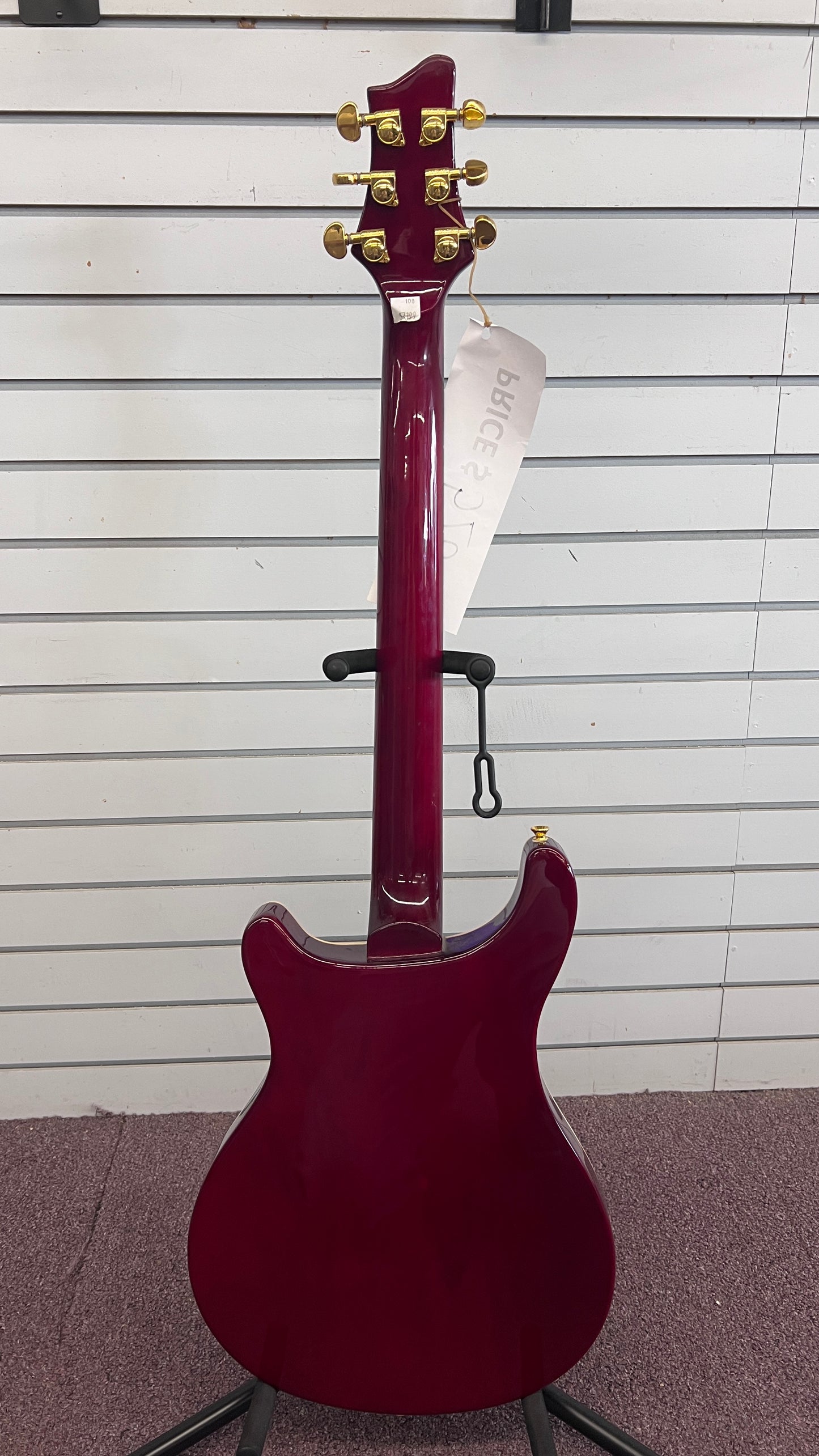 A10 Wolf Semi Hollow Body Guitar Red and Case